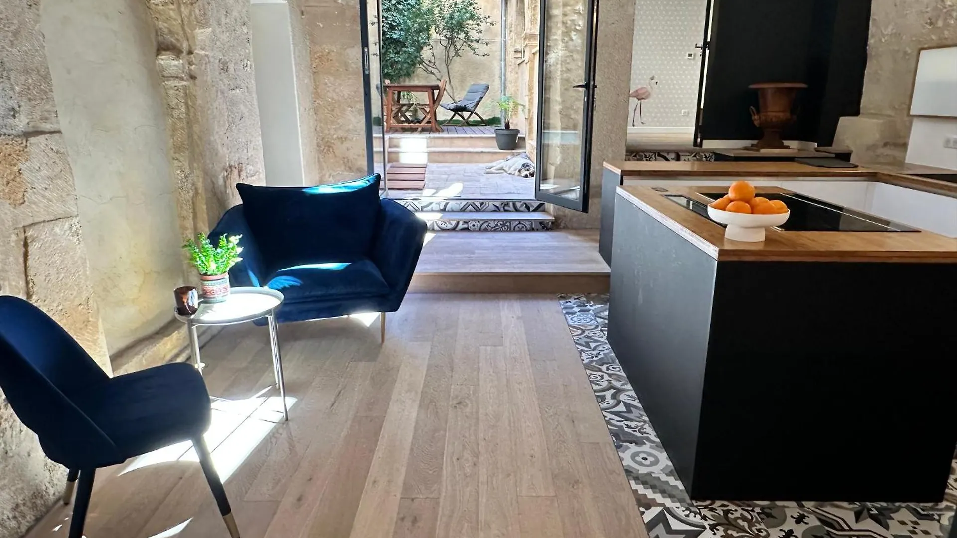 Le Spacieux - Un Voyage En Provence- Offre De Lancement Aix-en-Provence